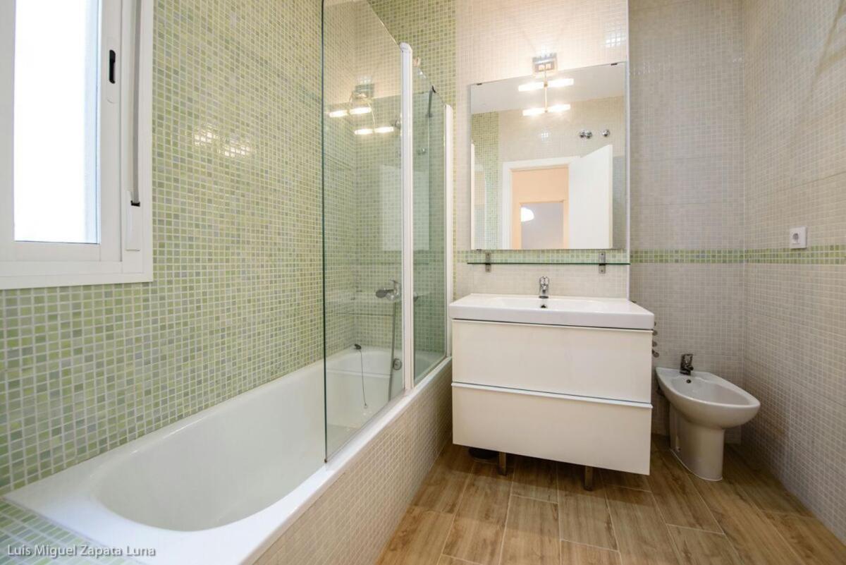 Pelicano Seville Apartments المظهر الخارجي الصورة